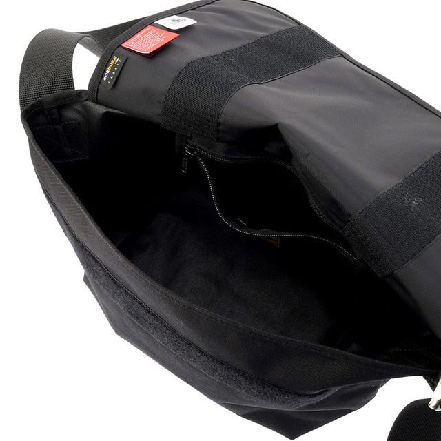 メッセンジャーバッグ　Lサイズ　14,000円