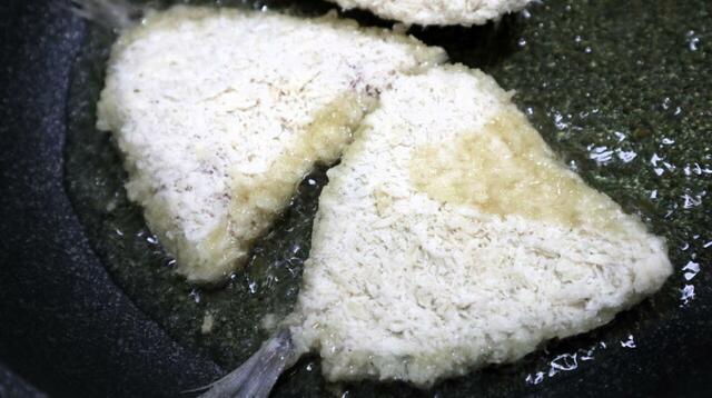 【ラ・ムー  アジフライ50g 6枚入】お弁当用の1口サイズじゃない、尾付きの開きアジフライです