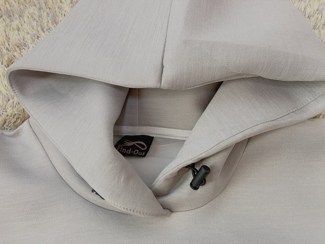 【ワークマン ダブルフェイスビッグシルエットフーディ】フードは絞れます