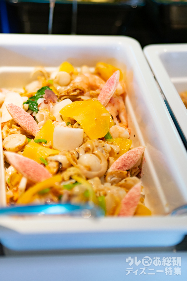 “ディズニー・イースター”ランチブッフェ／ディナーブッフェ｜東京ディズニーシー・ホテルミラコスタ「オチェーアノ」