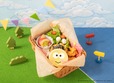 「けろけろけろっぴのサンドイッチBOX」＜価格：1,690円（税込）＞【サンリオユニット“はぴだんぶい”のカフェがオープン！おしゃれで楽しいピクニックメニューが勢揃い♪】