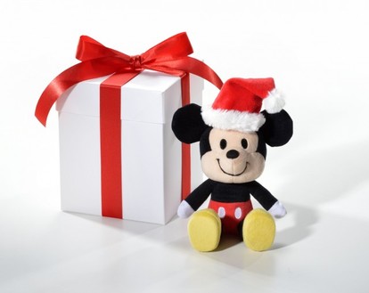 非売品ギフトボックスがもらえる ディズニーストアの18クリスマスキャンペーン ディズニー特集 ウレぴあ総研
