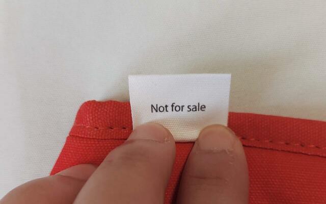 「not for sale」という文字も書かれていました