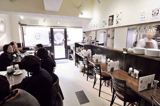 はら cafe（錦糸町）  内観