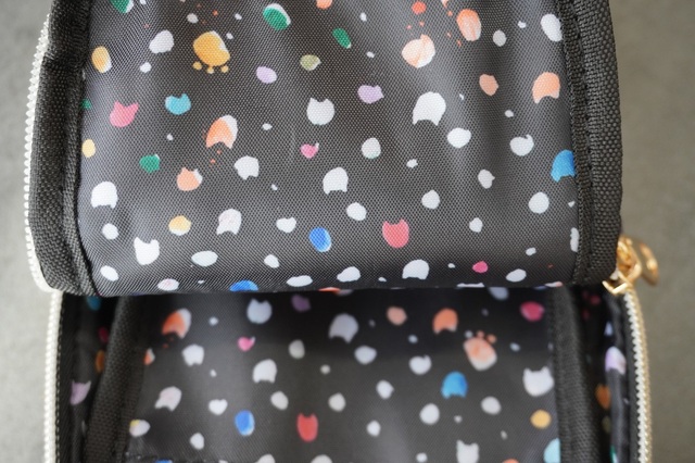 ツモリチサトらしい華やかなテキスタイル