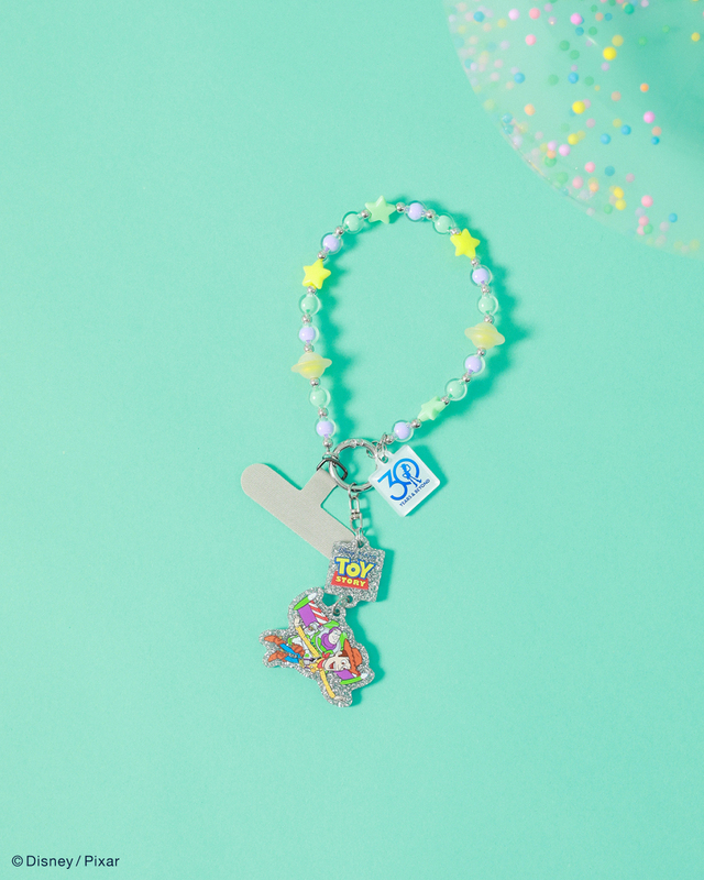 スマホタブ付きチャーム 1,999円｜Green Parks『トイ・ストーリー』コレクション