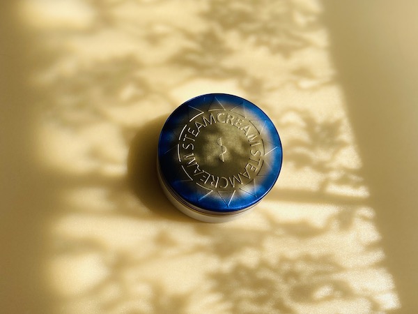 スチームクリーム UVプロテクション 33 Plus ⽇やけ⽌めクリーム【顔・からだ⽤】 SPF33・PA+++ 75g　2,695円