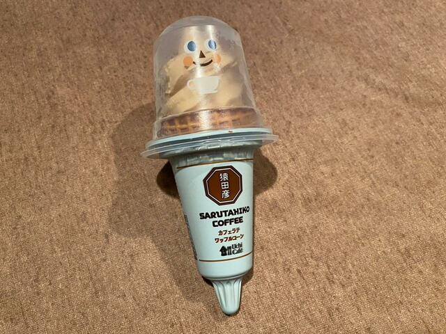 【LAWSON×猿田彦珈琲】カフェラテワッフルコーン300円（税込）