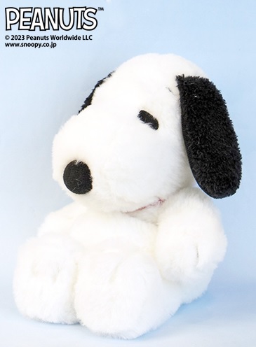 【スヌーピータウンショップのグッズ売上ランキング 4位】ナカジマコーポレーション「FUWAKUTAスヌーピー黒」2,420円（税込）