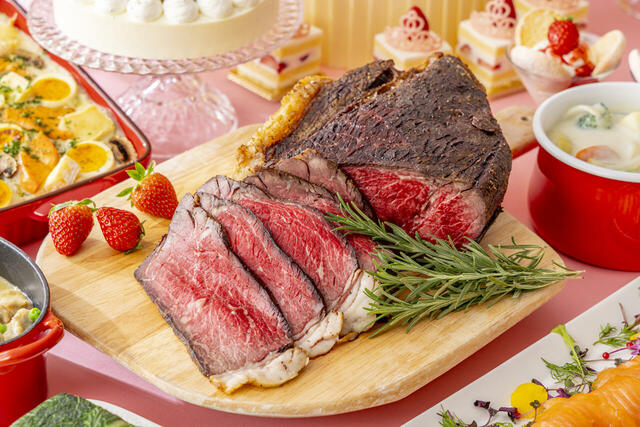 「 第1弾は「千葉県産牛」」＜期間：2026年1月5日〜2月28日＞【“ブランドいちご”と“ローストビーフ”を楽しむ冬の贅沢ビュッフェ開催！「ヒルトン成田」で華やかな冬の食体験！】