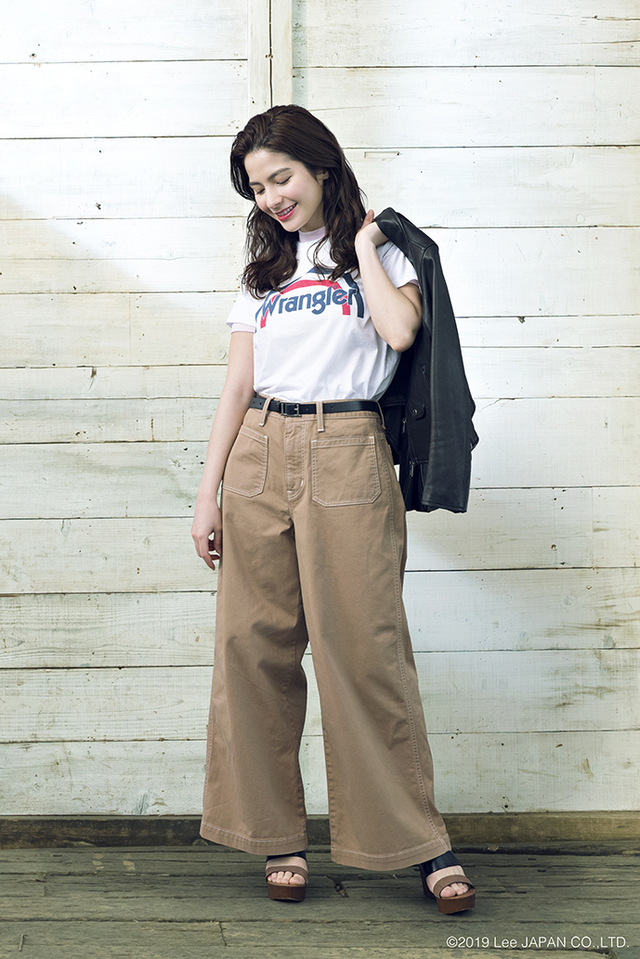 ラングラー　プリントTシャツ＆ワイドパンツ