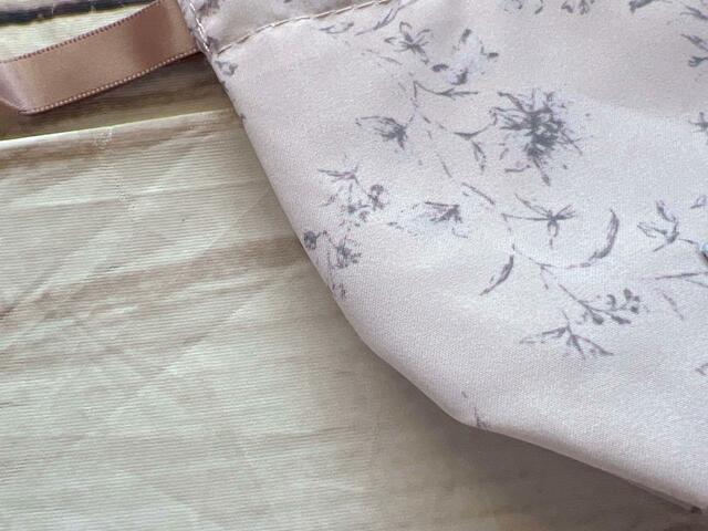 素材はポリエステル