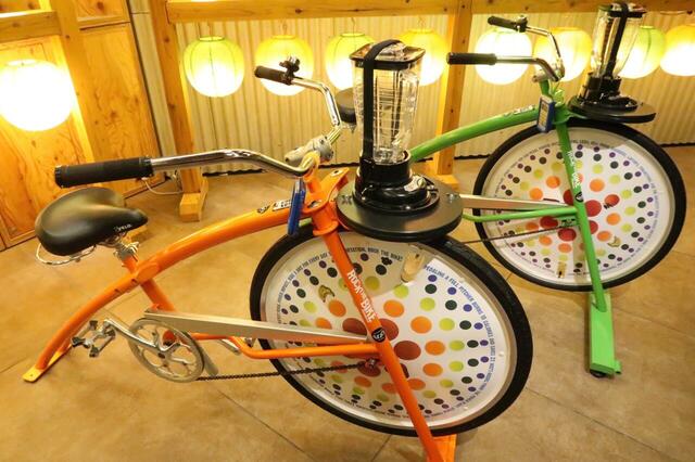 【BEB5土浦】メロンスムージーを自転車にセットしたところ