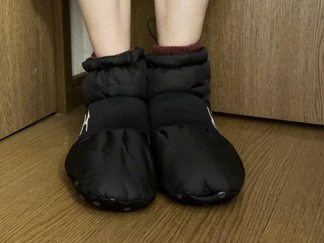 【ミズノ ルームブーツ】スリッパに比べると底が少し薄いのがデメリットかも