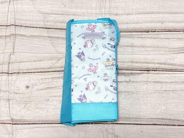 まとめたときのサイズ：（約）縦30×横18cm