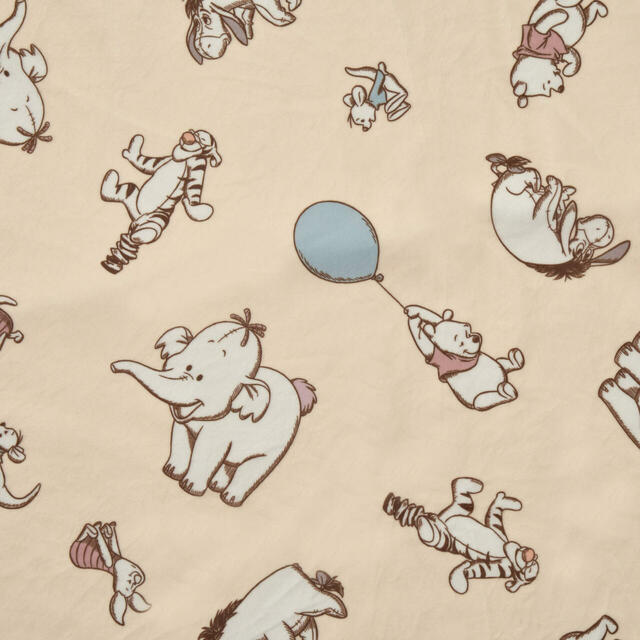 プー＆フレンズ ブランケット ポーチ入り POOH TRAVEL 5,500円