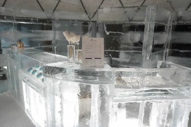 【リゾナーレトマム】アイスヴィレッジ内の「氷のパーラー」