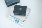 「Anker 533 Power Bank」最軽量級と比べると少々重いかも