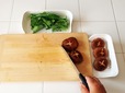 【まな板キャッチャー】食材ごとに分ければ、調理に便利