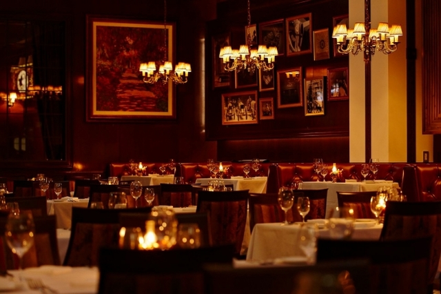 AKARENGA STEAK HOUSE