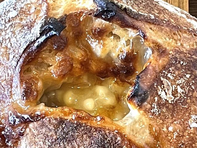 【市東製作所】「洋梨フランス」だけど、ドルチェみたいなので勝手に「プリンパン」と命名