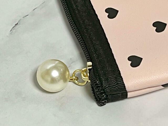 【sweet2023年7月号付録】ファスナーチャームはパールビーズ♡