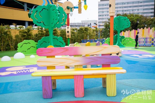 東京ディズニーリゾート・トイ・ストーリーホテル「スリンキー・ドッグパーク」