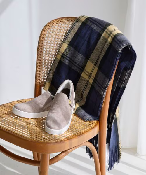 【グローバルワークの冬シューズ売上ランキング 9位】「撥水保温中敷きスリッポン」5,940円（税込）