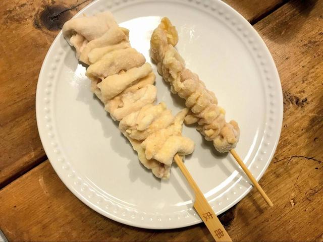 【業務スーパー　鶏皮串】小ぶりで食べやすい！鶏皮の歯ごたえしっかり！
