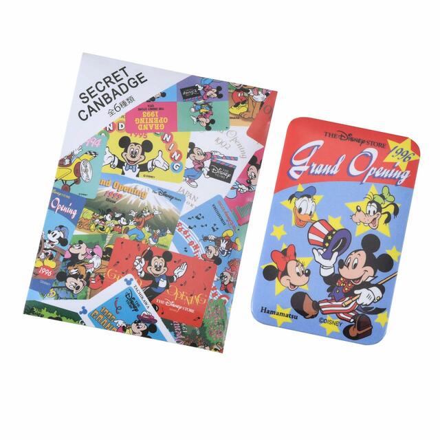 ミッキー&フレンズ シークレット缶バッジ Disney Store Japan 30th Anniversary Historical Card 440円