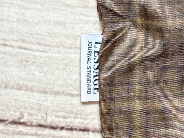 左下部にはジャーナルスタンダード　レサージュの織りタグ付き