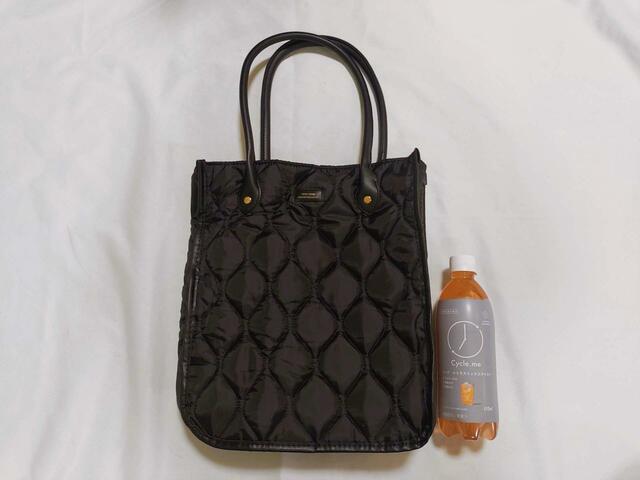 サイズ目安（500mlペットボトルを並べてみた）