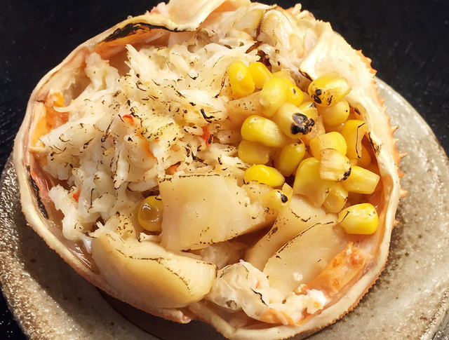 どんぶり茶屋（札幌） 　たっぷり魚介のカニ甲羅浜焼き