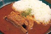 キーマカレーの名店／みのりんご（原宿）　ポークカレー 900円