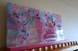「ディズニー・パルパルーザ“ミニーのファンダーランド”」スペシャルルーム　テレビ台の上