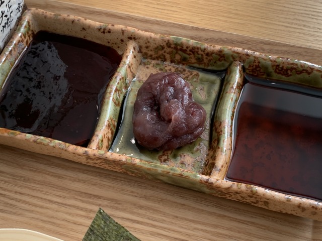 みたらし、粒あん、醤油など好きなようにつけて楽しもう！