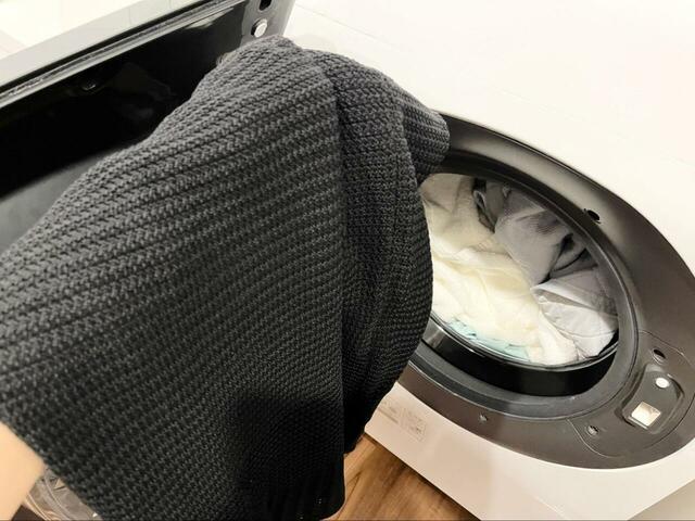 【GU 透かし編みニットシャツ＆スカート】家庭で洗濯OK！洗った後も、伸び・縮み・色あせは一切ありませんでした◎