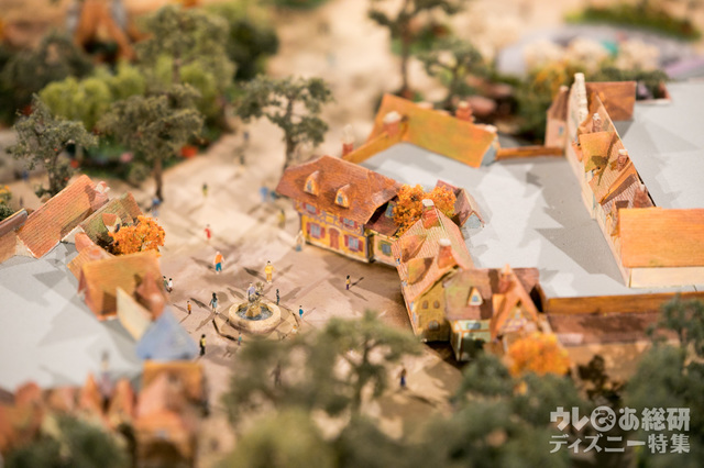 ショップは3店舗が繋がった形