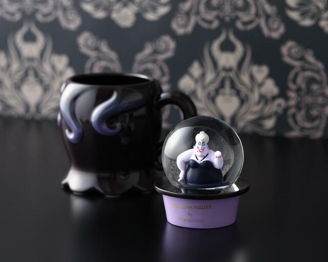 スノードーム＆マグ 4,980円｜ディズニーヴィランズ「VILLAINS NIGHT by Francfranc」