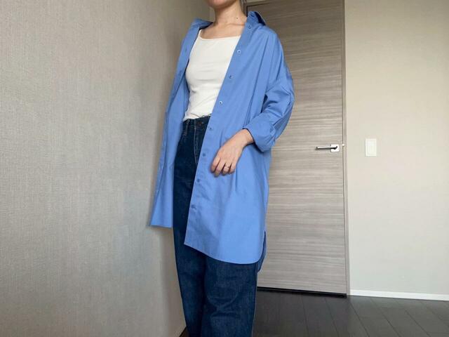 【UNIQLO オーバーサイズシャツワンピース 】ボタンを開けて羽織としても活躍!ブルーはコーデの良いアクセントになります◎