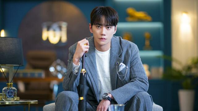 『私は堂々とシンデレラを夢見る』 U-NEXTにて独占配信中