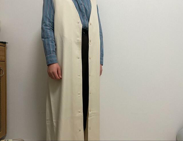 【classical elf 3WAYジレジャンパースカート】生地がしっかりしているので下着は透けにくくなっていますが、気になる場合はペチコートなどを下に着ると安心