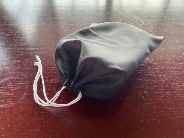 【ダイソー 折りたたみスリッパ ボーダー】袋は21×14.5cm