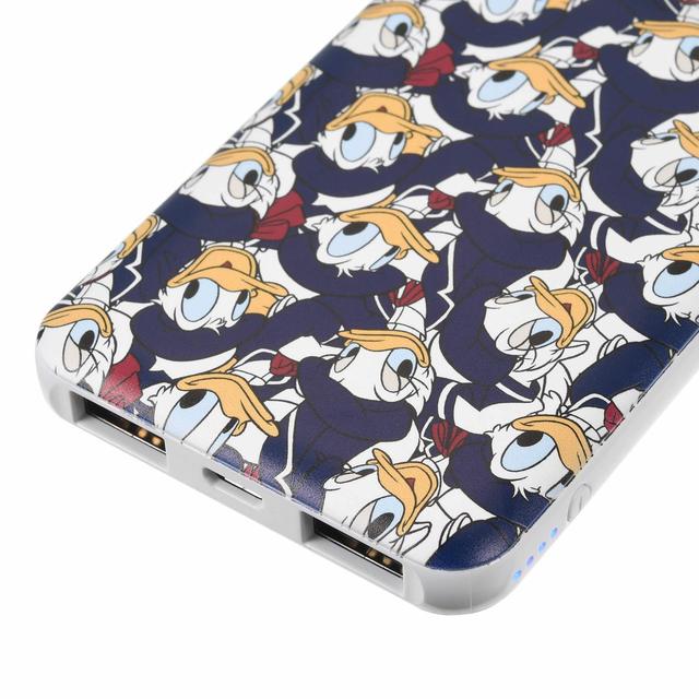ドナルド＆デイジー モバイルバッテリーチャージャー DONALD DUCK IT'S MY STYLE 4,400円