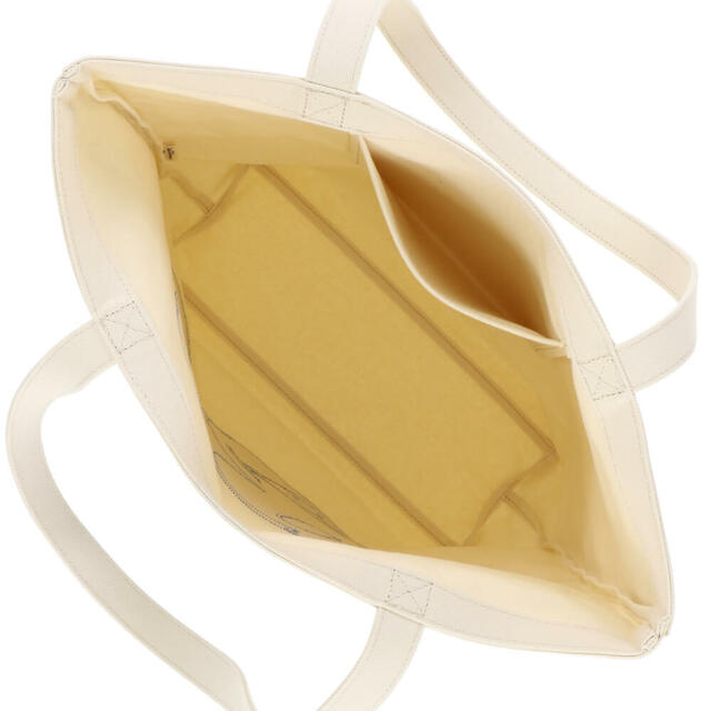 トートバッグ 18,000円｜サイズ：高さ約38×幅約47×マチ15cm｜東京ディズニーリゾート・サーキュレーティングスマイル｜販売日：2023年6月22日（木）｜販売店舗：東京ディズニーランド「アドベンチャーランド・バザール」、東京ディズニーシー「スチームボート・ミッキーズ」