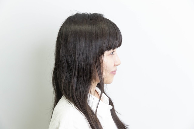 いつもと反対側の分け目。ね? 一目瞭然でしょ?