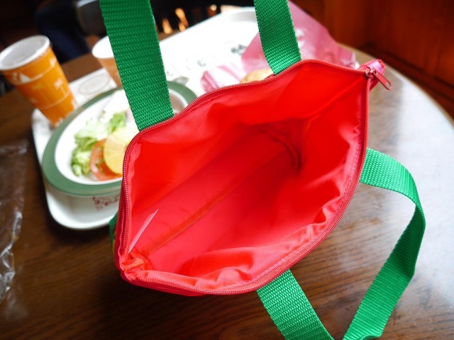 スペシャルセット、スーベニアランチケース（中） 