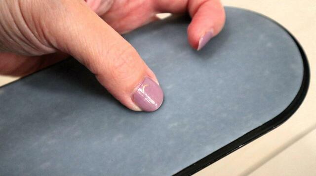 【八番屋 ハンギングボックス A4対応】平面フック裏側は全面シリコンですべらない 