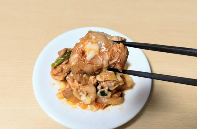 【コストコ タッカルビ 1088g 1828円】ふっくらした鶏もも肉にタレとチーズが絡む