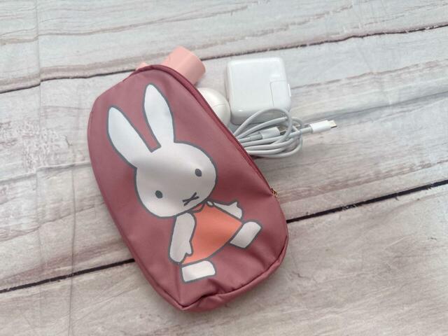 ノートPCの充電器などのガジェット類を収納！